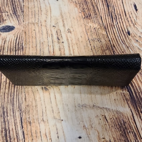 Silvian Heach embossed animal print snakeskin clutch - Picture 5 of 8